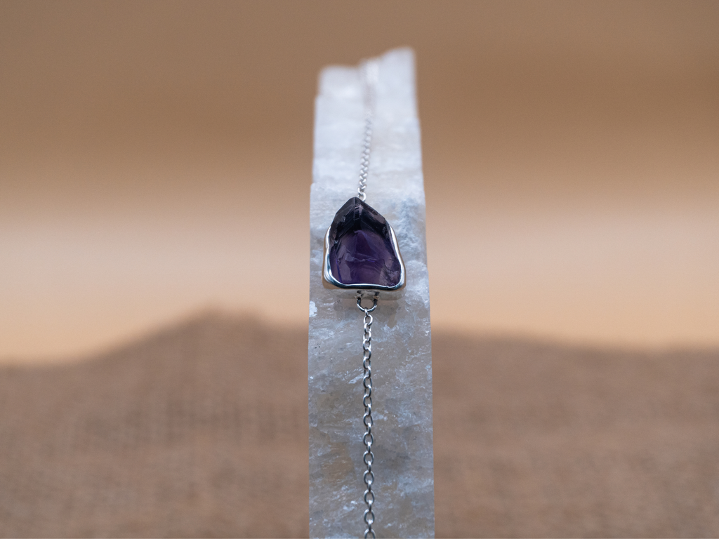 The Clove Bracelet: Amethyst